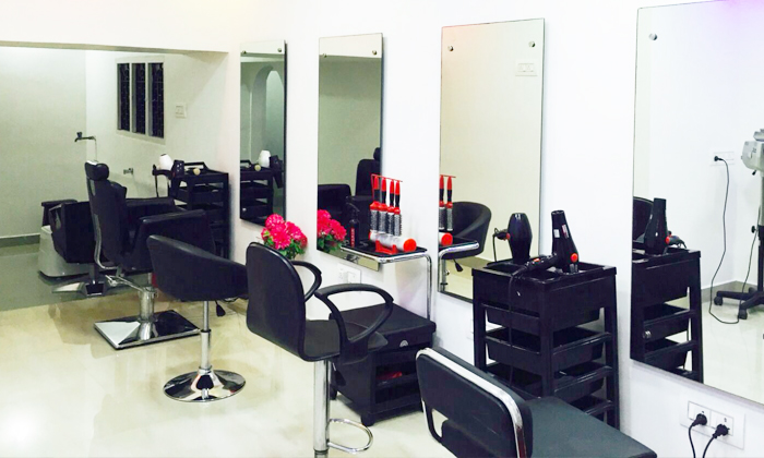 Varaahaas Beauty Salon And Training Institute 67 Off Chennai Near Groupon Local Deal